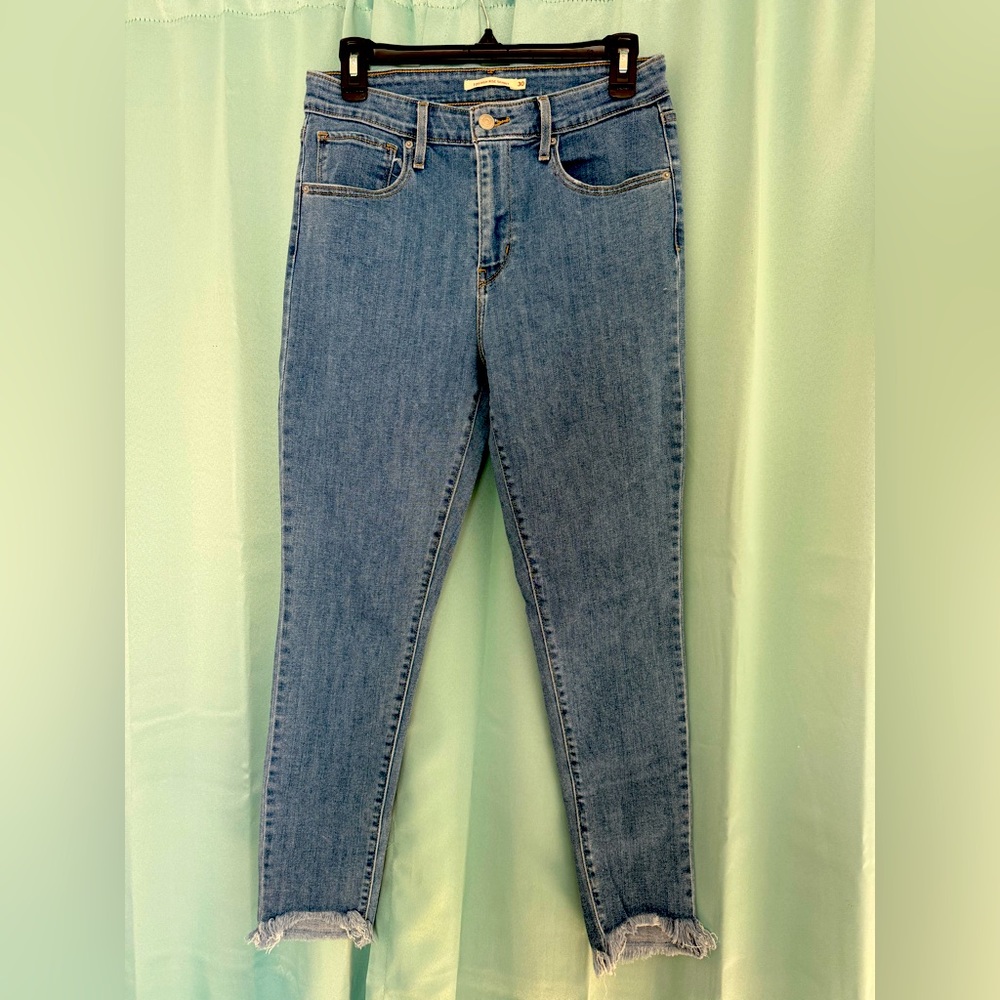 Levi’s 721 High Rise Skinny Jean